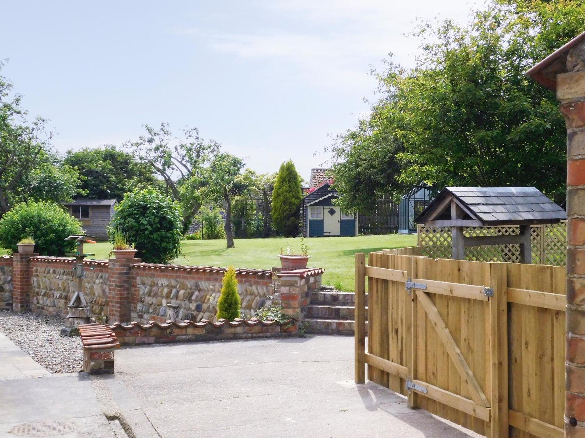 West End Farmhouse Barmston Bagian luar foto